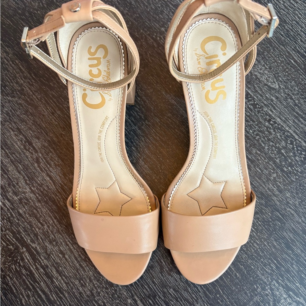 Circus by Sam Edelman Tan Heels